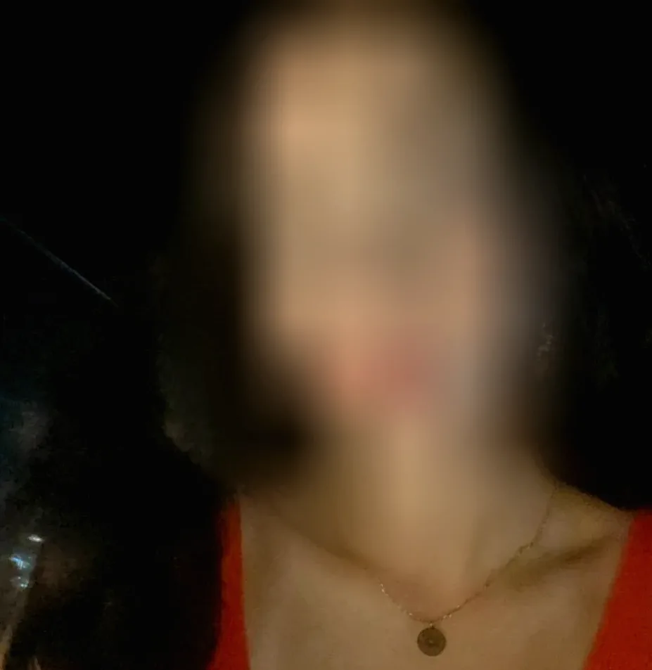 Claudia, 23 años