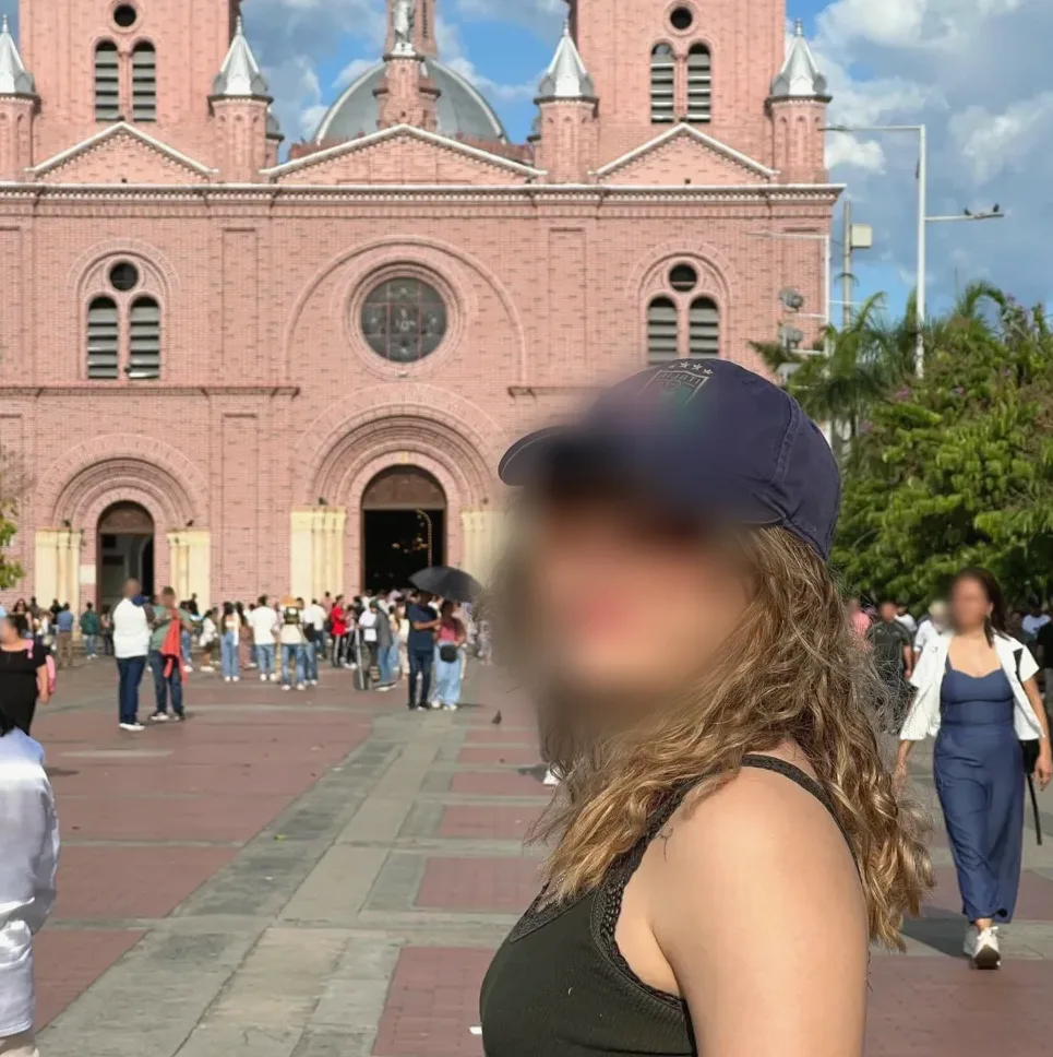 Rosa, 25 años